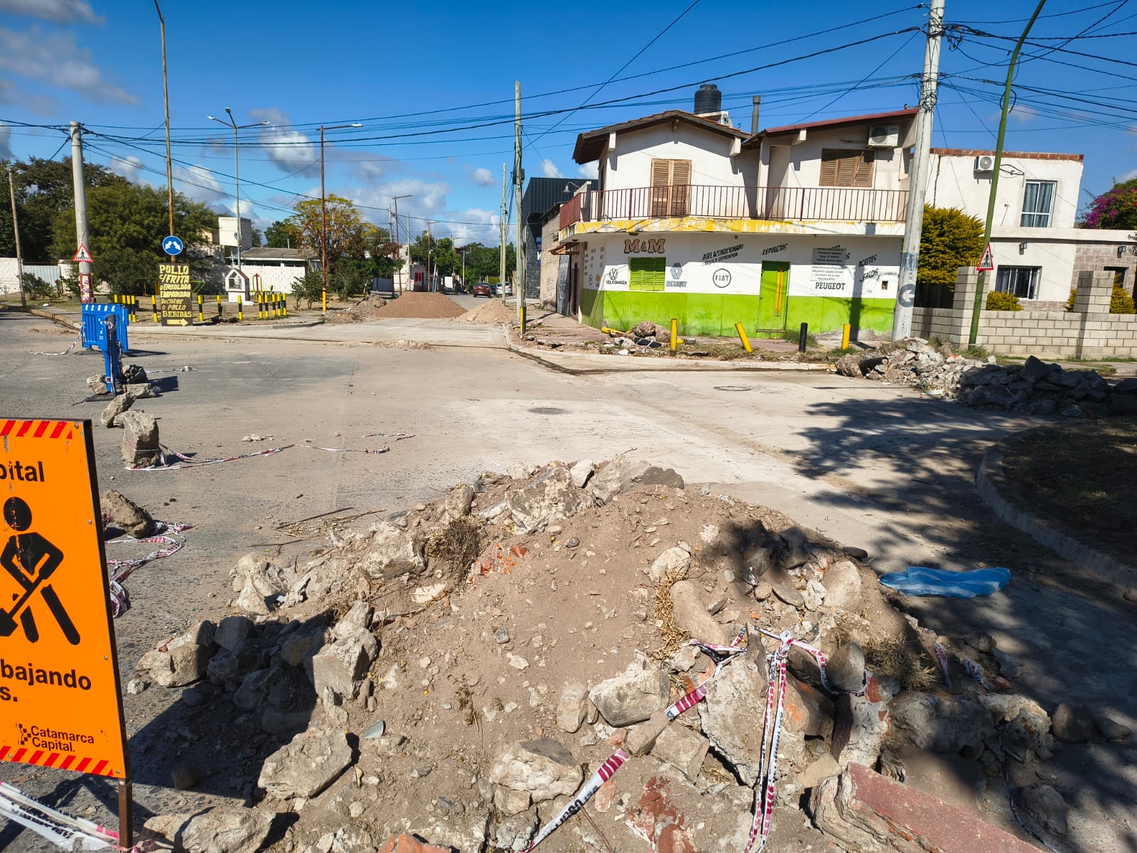 Vecinos reclaman demoras en obras y crecen los cuestionamientos sobre la ejecución de trabajos públicos