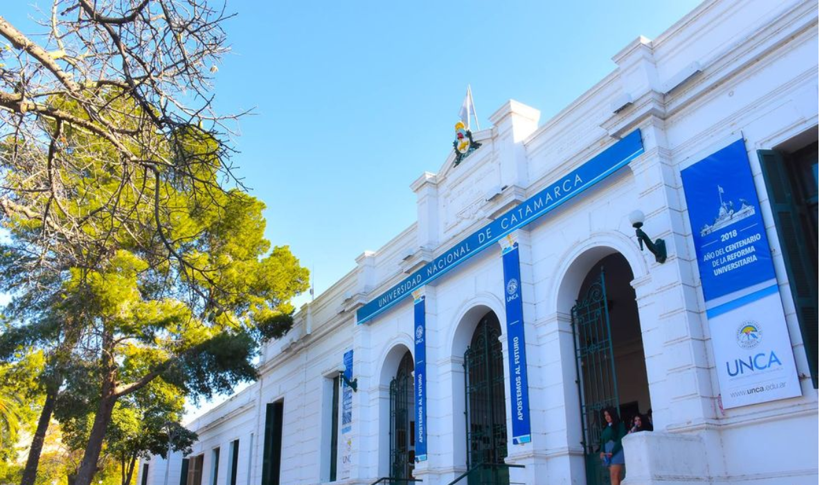 salarios docentes universitarios en Catamarca